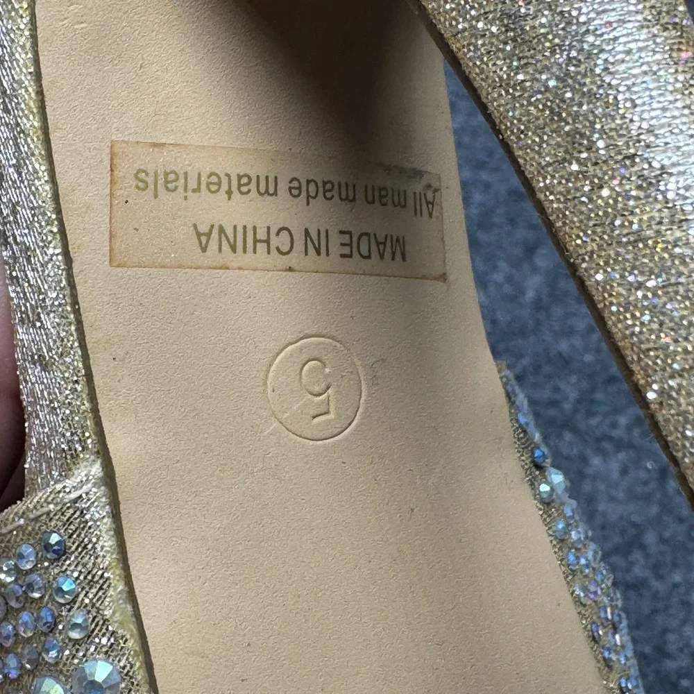 Dream Pairs up sale
